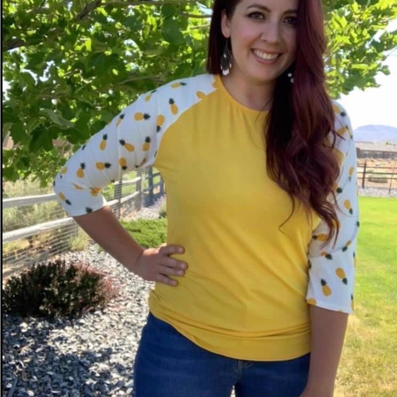 Lulurole Vibrant Yellow Raglan Top with Pineapple Sleeves - Picture 1 of 4